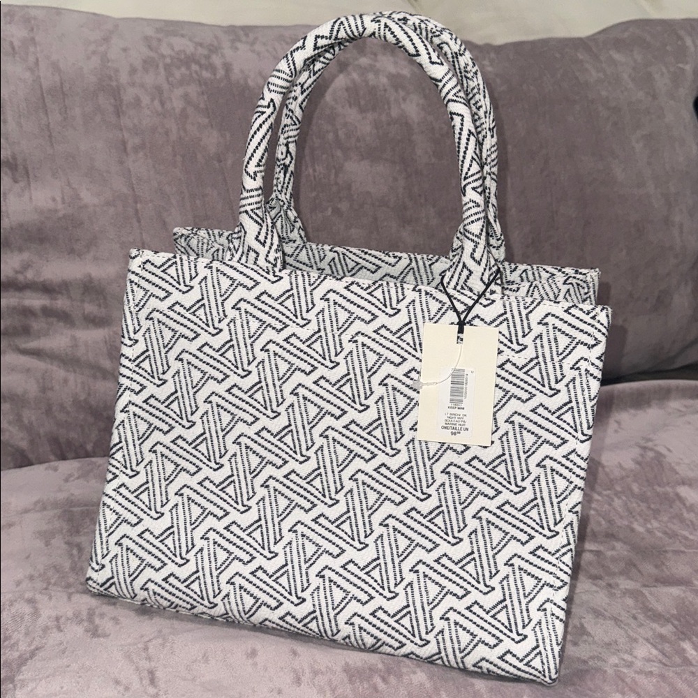 Aritizia Black and White Patterned Tote Bag